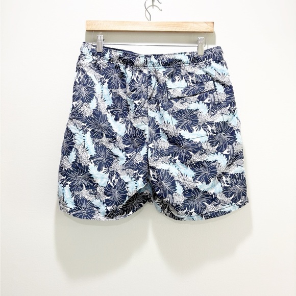 TOMMY BAHAMA • Men’s Tropical Hawaiian Swim Trunks Board Shorts Size Medium - Picture 2 of 5